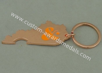 Keychains 亜鉛合金の栓抜きを広告する銅めっきのロゴのキー ホルダー