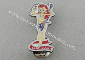 Luck Hard Enamel Pin、亜鉛合金の黒いニッケル メッキの堅いエナメル Pin 女性