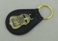 3D 骨董品の黄銅の紋章との個人化された革 Keychains を押すことを死んで下さい