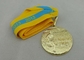 金によってめっきされるリボン メダル 3D