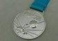 カスタマイズされたリボンのフットボールはメダルに完全な救助亜鉛合金を与えます