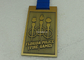 カスタマイズされた金3Dのマラソン メダルは、メダル、亜鉛合金が付いているリボンのエナメル メダル ダイ カストのスポーツ
